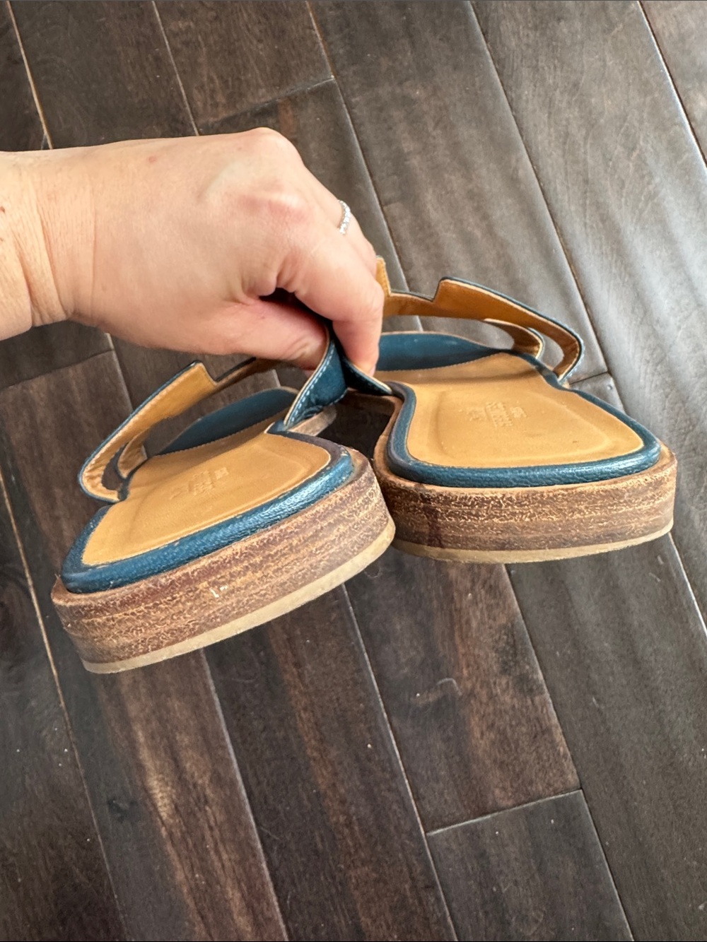 Authentic Hermès Oran Sandals in beautiful blue leather（37.5） - Picture 5 of 7